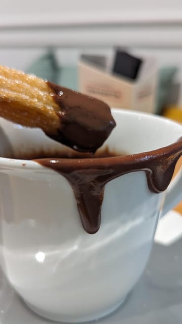 Barcelona: Experience the Best Churros with Hot Chocolate - Authentic Churros in Barcelona at "Los churros de San Martin"