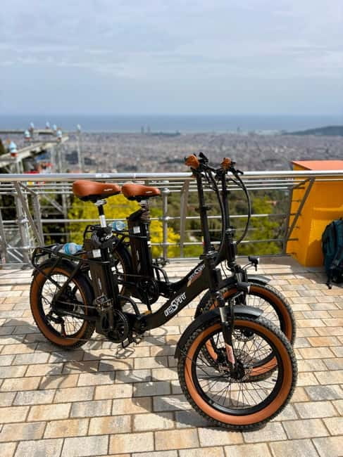 Barcelona: Explore the City with Eco-Friendly E-Bike Rentals - Shopping and Leisure Stops