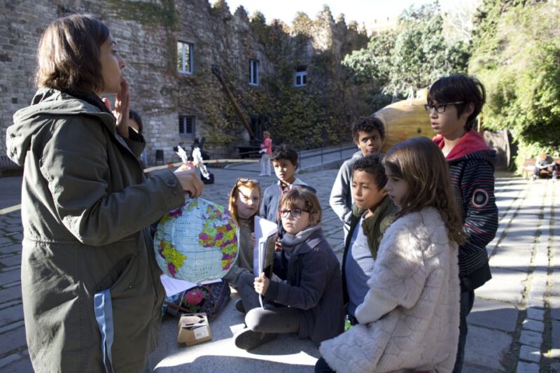 Barcelona: Family Tour in the Footsteps of Columbus - Accessibility and Suitability