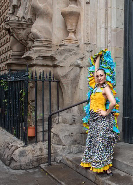 Barcelona: FLAMENCO Concert at the emblematic Royal Academy - The Concert Date and Duration