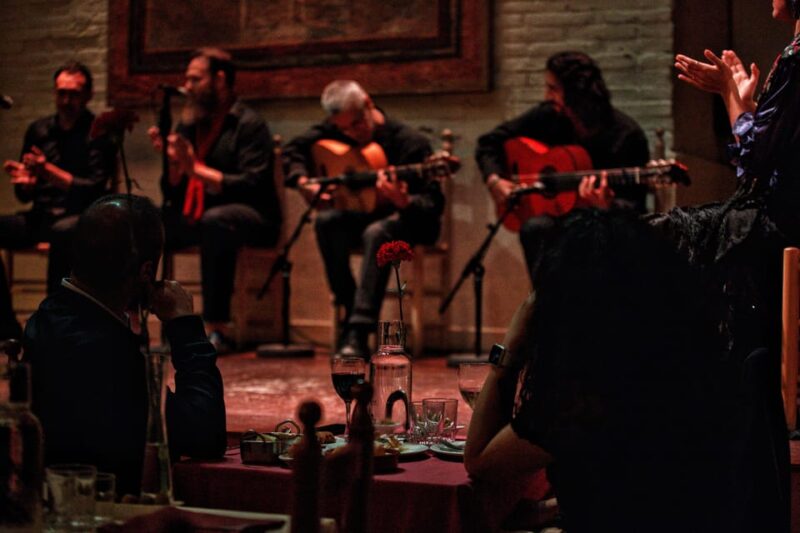 Barcelona: Flamenco Show with Dinner at Tablao de Carmen - Practical Details: Meeting Point and Accessibility
