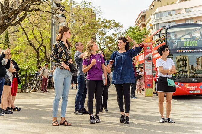 Barcelona Gaudi and Sagrada Familia Tour - Exploring Modernist Architecture on Passeig de Gracia