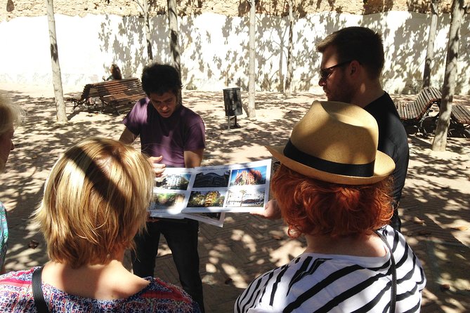 Barcelona & Gaudi. Regular Tour - Visiting Gaudí’s Masterpieces Without Going Inside