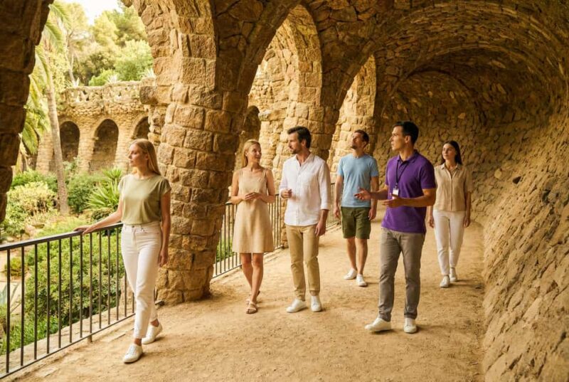 Barcelona: Gaudís Park Güell Tour with Fast-Track Ticket - Free Time to Explore and Reach Hilltop Views