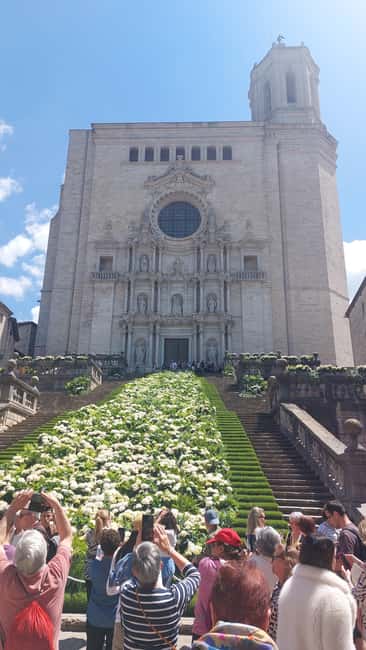 Barcelona: Girona Private City tour - Optional Extension to Besalú Medieval Town