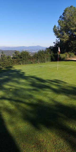 Barcelona Golfing: All-Inclusive Experience Pick-Up Drop-Off - Why Choose This Golf Experience in Barcelona?