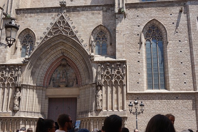 Barcelona: Gothic Paths, Tapas & Sagrada Familia Private Tour - Visiting Casa de lArdiaca and Its Medieval Charm