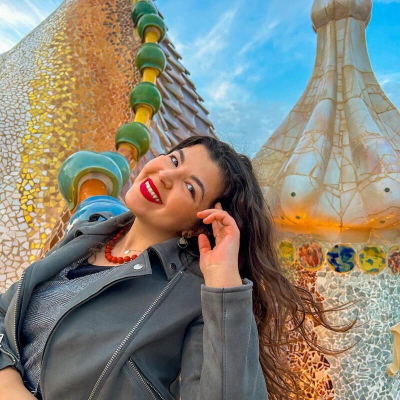 Barcelona: Gothic Quarter Ghosts and Legends Walking Tour - Exploring the Gothic Quarter at Night