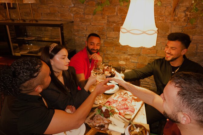 Barcelona Gothic Quarter Tipsy Tasting Tapas Tour and History - Logistics and Practical Details