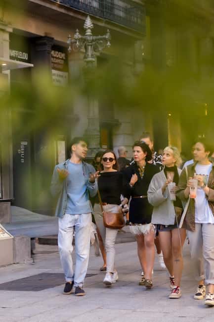 Barcelona Gothic Tour and Photos & Video - Explore the Heart of Barcelona’s Gothic Quarter