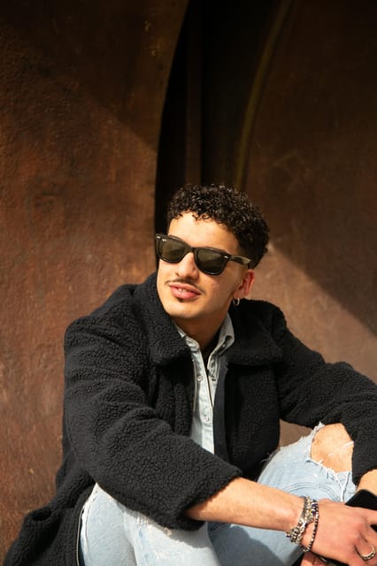 Barcelona : Grafiti Experiencia fotográfica Privada - Posing Tips and Guidance for All Levels