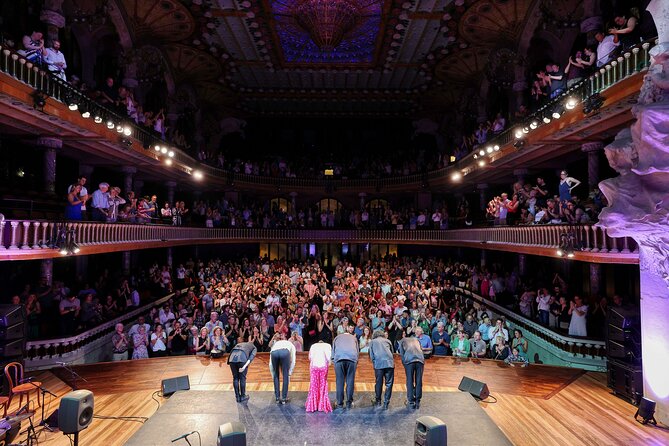 Barcelona Guitar Trio & Dance at the Palau de la Musica - Flamenco Dance: Passion in Motion