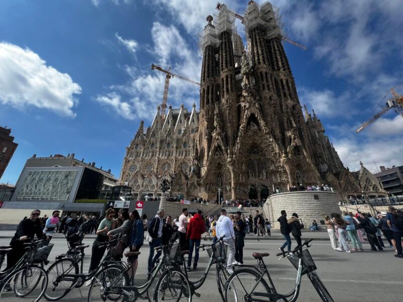 Barcelona: Hidden Gems by Bike - Comparing This Tour to Other Barcelona Bike Experiences