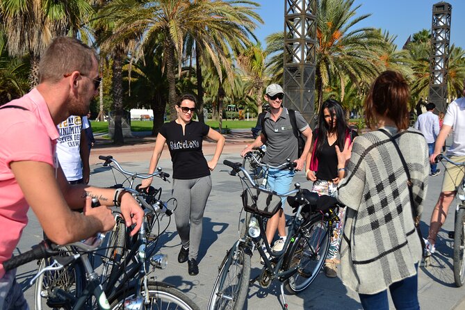 Barcelona Highlights Bike Tour - Coastal Views and the Seaside Experience