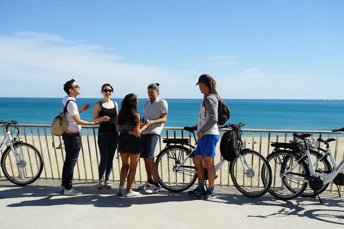Barcelona Highlights Bike Tour - About the Guide and Group Size