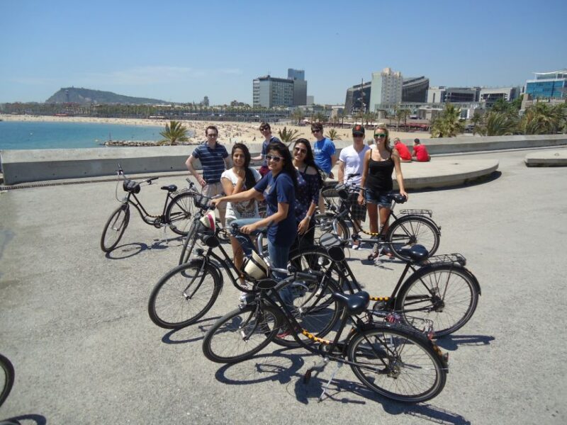 Barcelona Highlights Bike Tour: Cycle along the beach! - Key Points