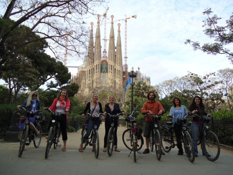 Barcelona Highlights Bike Tour: Cycle along the beach! - Discovering Barcelona’s Iconic Architectural Wonders