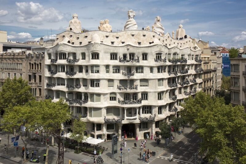 Barcelona Highlights City Tour and Montserrat Excursion - Practical Details and What’s Included