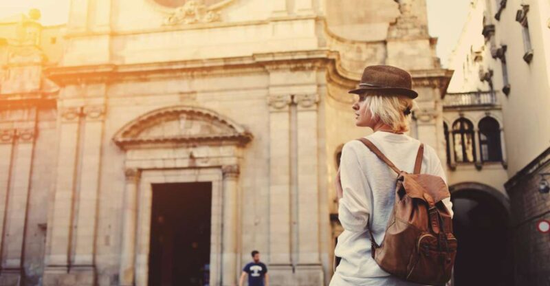 Barcelona: Highlights & Gems Private Tour with Tapa & Drink - Explore Barcelona’s Historic and Modernist Landmarks in a Private Tour