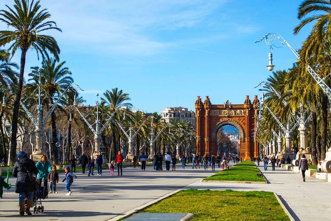 Barcelona Highlights Private Tour - Key Points