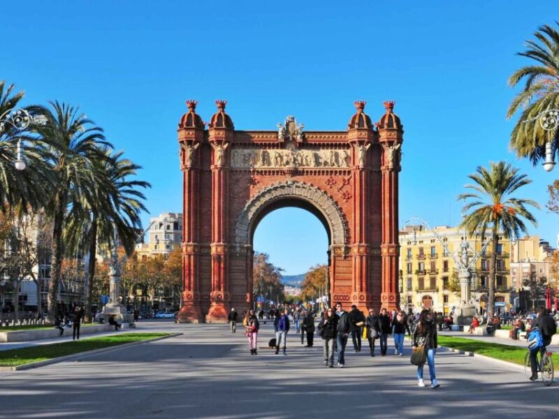 Barcelona Highlights Small Group Half-Day Tour with Pickup - Practical Details and Tour Logistics