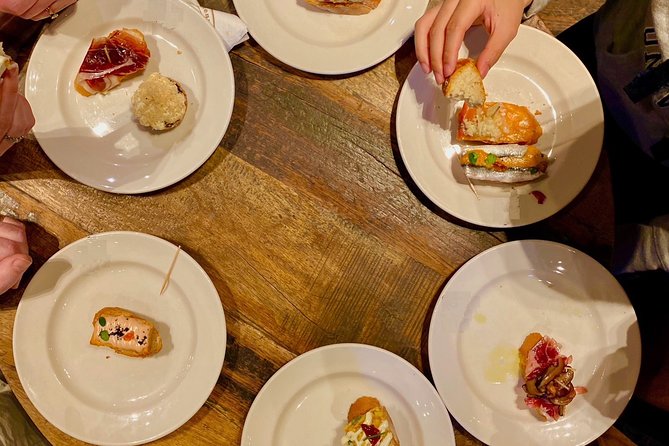 Barcelona Historic Walking Tour and Food Experience - Key Points