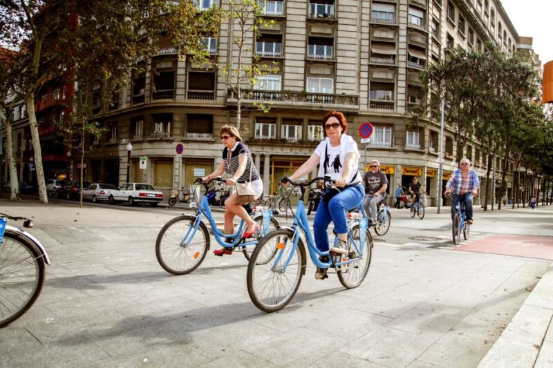 Barcelona Historical 3-Hour Bike Tour - Explore Barcelona’s Top Landmarks on a 3-Hour Guided Bike Tour