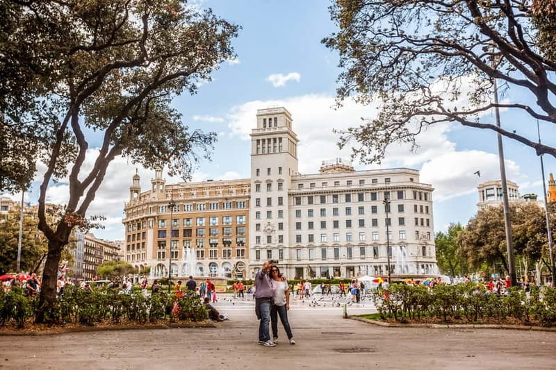 Barcelona: Hola Barcelona Public Transport Travel Card - Explore Barcelona with the Hola Barcelona Public Transport Travel Card