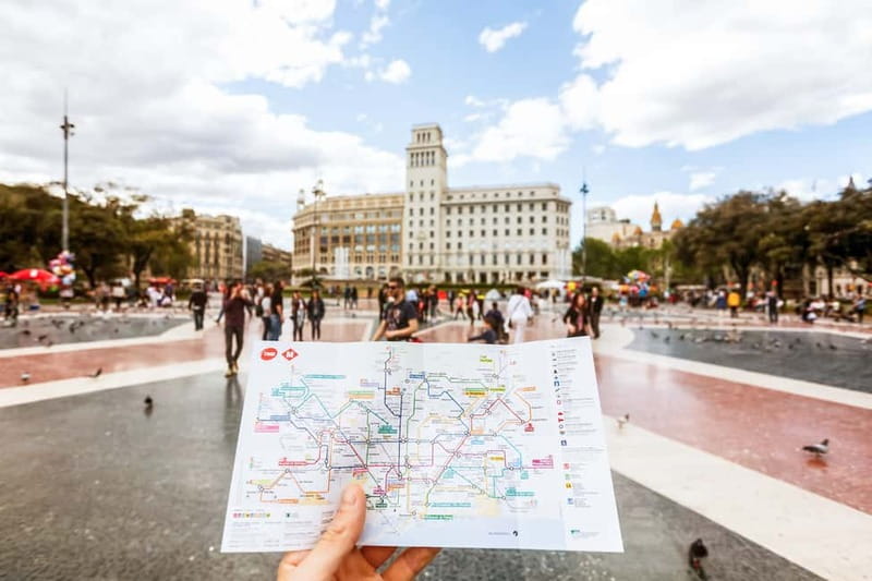 Barcelona: Hola Barcelona Public Transport Travel Card - Benefits for Families and Small Groups