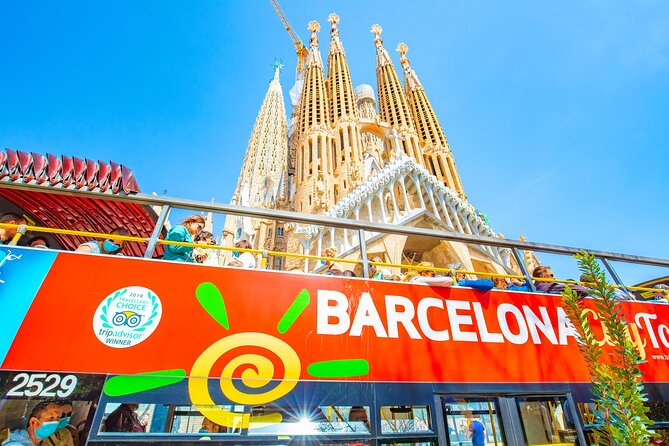 Barcelona Hop On Hop Off Bus Tour With Aquarium Admission - Discover Barcelona with the Hop-On Hop-Off Bus Tour and Aquarium Access for $50