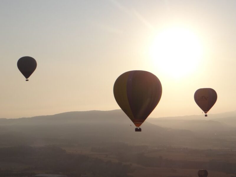 Barcelona: Hot Air Balloon Flight Experience - Stunning Photo Opportunities and Souvenirs