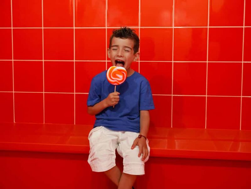 Barcelona: House of Candy Ticket Entrance - Exploring the Immersive Candy Rooms