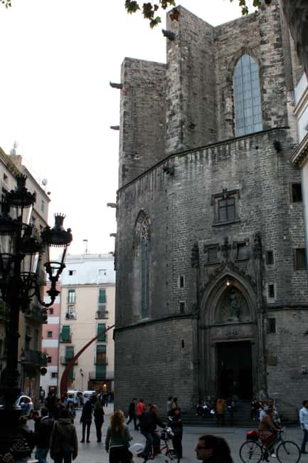 Barcelona Jewish & Gothic Tour - Practical Details and Accessibility