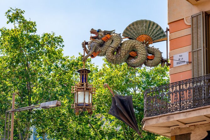 Barcelona Las Ramblas: City Walk with Audio Guide on your Phone - The Experience from the Old Town to Port Vell