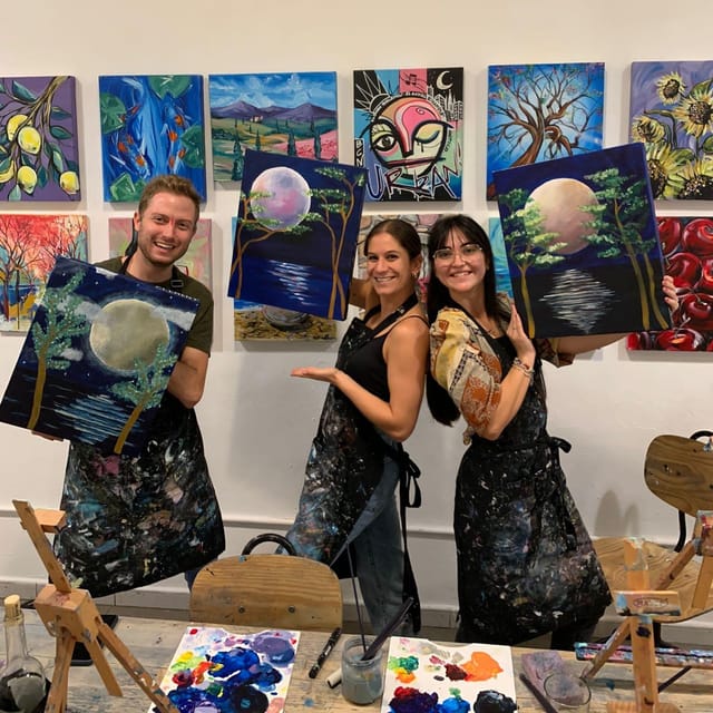 Barcelona: Learn to paint, sip wine, enjoy snacks & music - How the Class Works: Step-by-Step Guidance