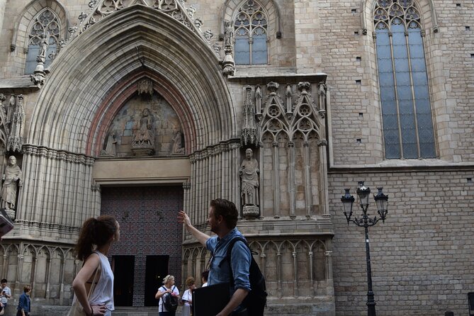 Barcelona Literary Tour - Beyond Orwell and Hemingway - Key Points