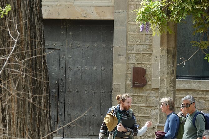 Barcelona Literary Tour - Beyond Orwell and Hemingway - Meeting Point and Tour Duration in Barcelona’s Central Districts