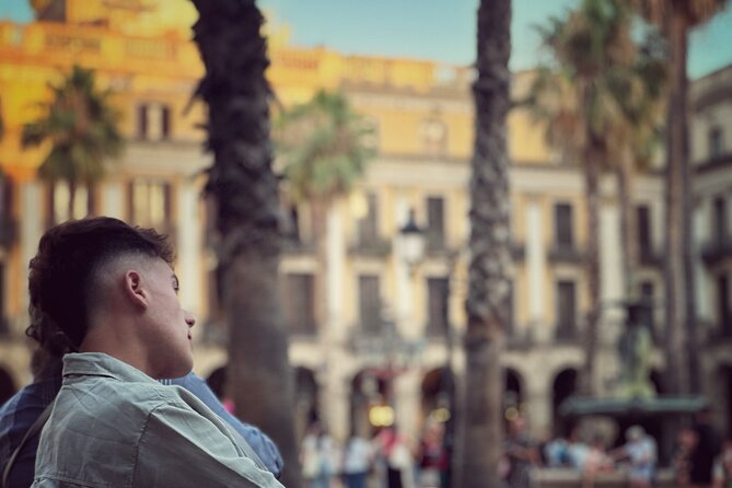 Barcelona Local History, Culture, Top Sights & Architecture - Explore Barcelona’s Historic Heart and Modernist Highlights in One Tour