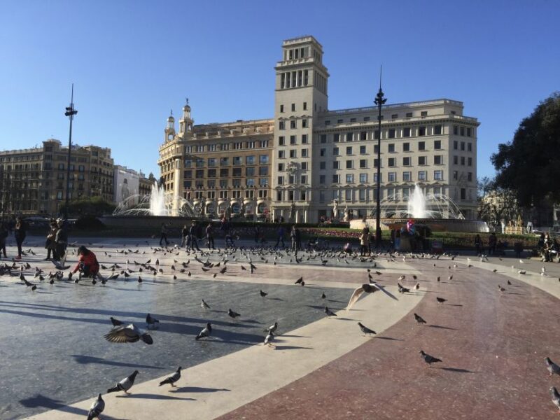Barcelona: Market, Tasty Tapas/Food and Gothic History Tour - Medieval Streets and Architectural Eye Candy