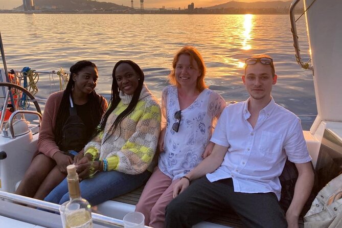 Barcelona: Mediterranean Sailing Experience with Open Bar - Cruising Past Playa de La Barceloneta