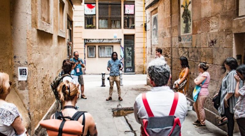 Barcelona: Migrant History and Interculturality Walking Tour - Personal Stories and Cultural Insights from Guides