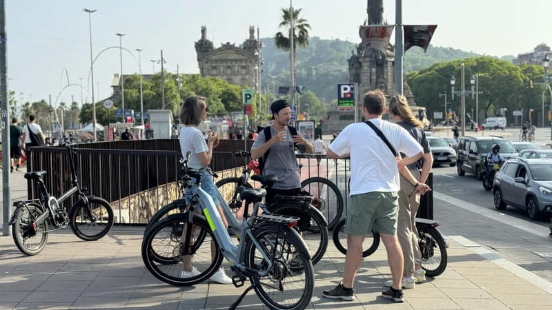 Barcelona: Montjuïc e-bike Adventure with Views and Castle - Ascending to Montjuïc Castle for 360° Views and Its Past