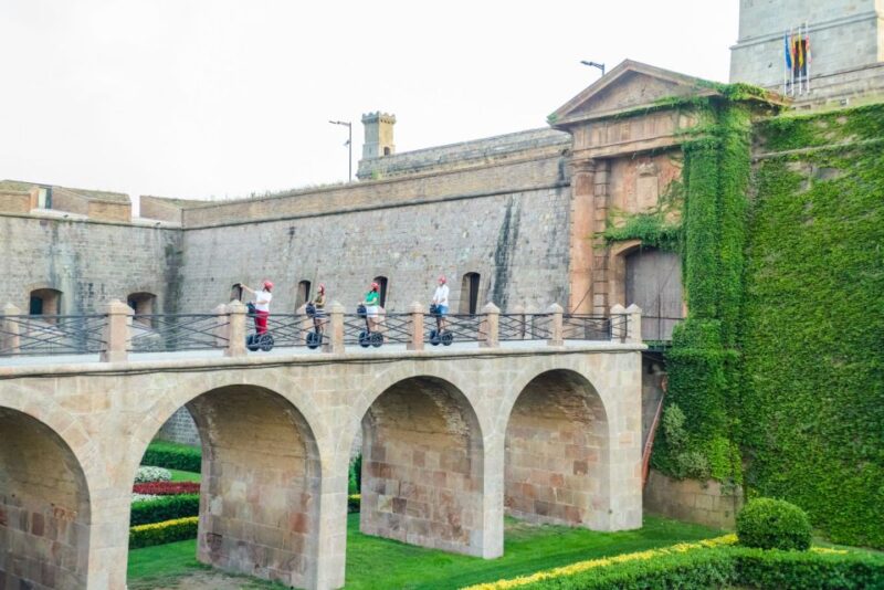 Barcelona: Montjuïc Segway Tour - Enjoying the Lush Gardens and Artistic Highlights