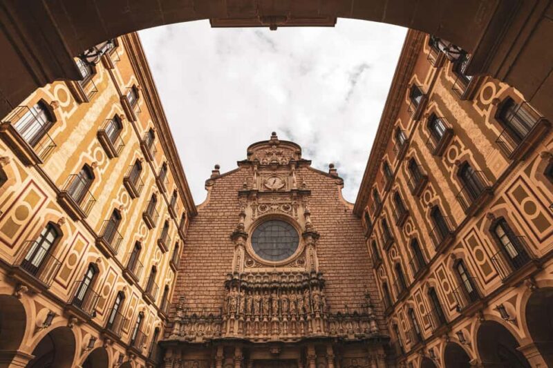 Barcelona: Montserrat Guided Tour with Museum Entry - Discover the Majesty of Montserrat on a Guided Day Tour from Barcelona