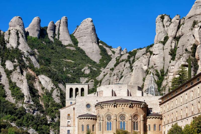 Barcelona: Montserrat Guided Tour with Museum Entry - Key Points