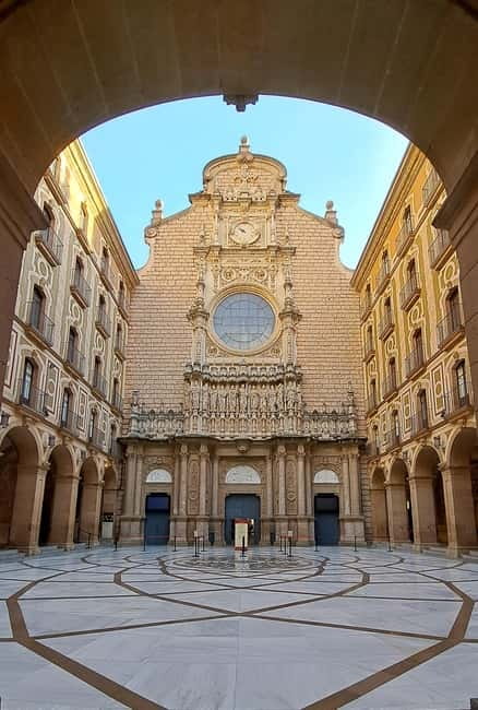 Barcelona: Montserrat Monastery and Natural Park Guided Tour - Overall Impression of the Montserrat Guided Tour