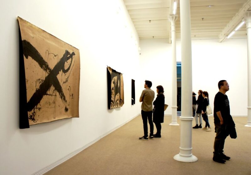 Barcelona: Museu Tàpies Entrance and Exhibitions - Pricing and Booking Flexibility