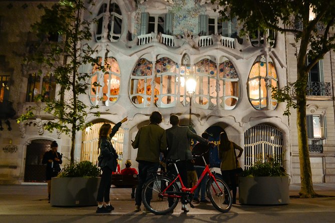 Barcelona Night Bike Tour with Local Tapas and Cava Stop - Key Points
