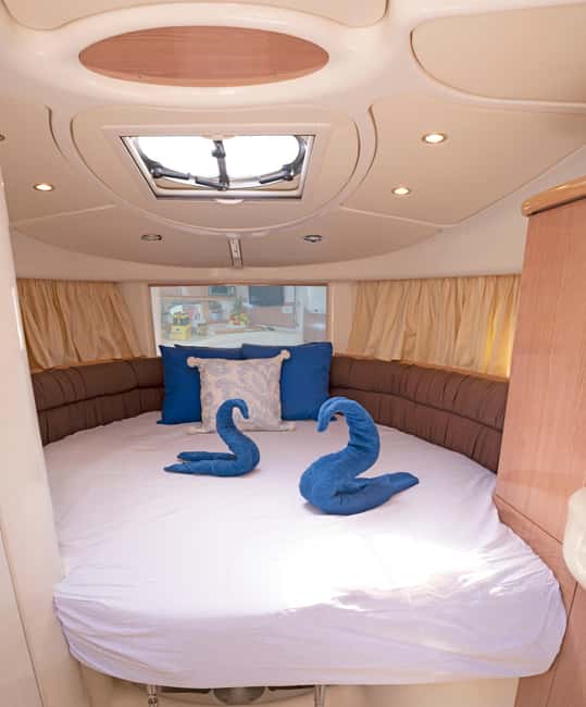 Barcelona: Night on a private Yatch with romantic dinner - An Exclusive Night on a Private Yacht in Barcelona