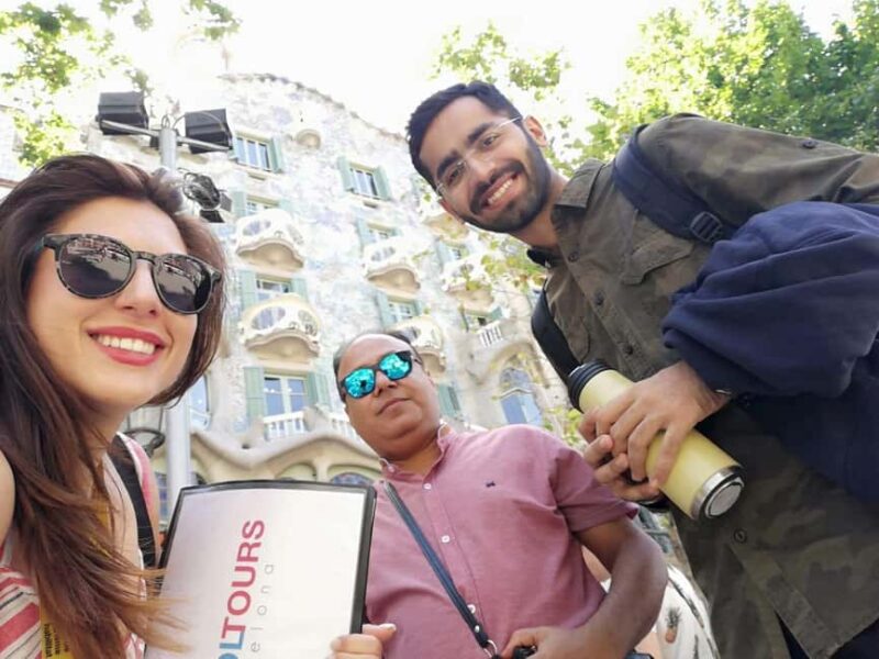 Barcelona: Off-the-Beaten-Path Private Bike Tour - Cycling Through Gaudí’s Oldest Park and 1888 Exposition Sites